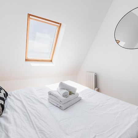Apartmán 2 Pieces Refait A Neuf Dernier Etage - Paris 19 - 4P - Flat-Guest Exteriér fotografie