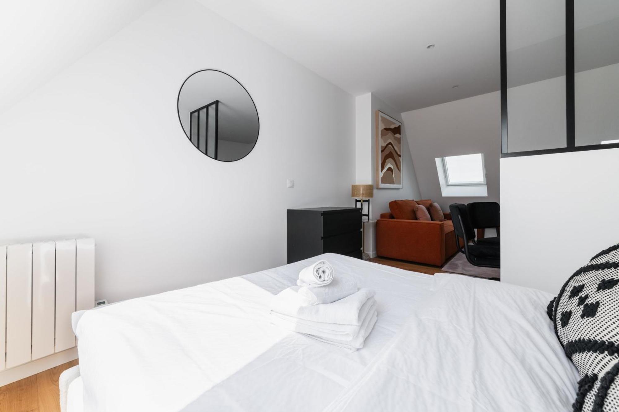 Apartmán 2 Pieces Refait A Neuf Dernier Etage - Paris 19 - 4P - Flat-Guest Exteriér fotografie